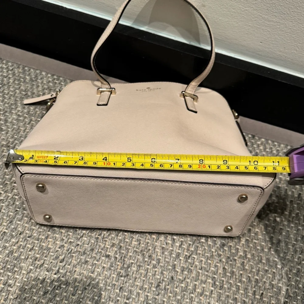 Kate Spade - Cedar Street Maise Satchel Gray Tote Bag with Structured Design - Picture 11 of 14